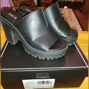 MIA Women's Chunky Heel Mules